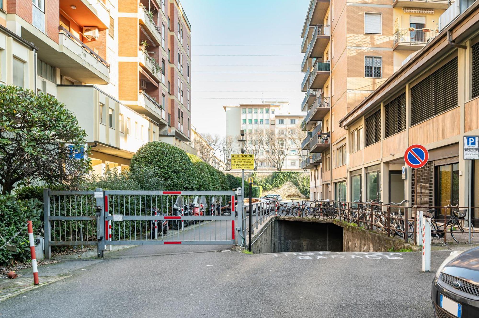 Visarno & University Roomy Flat X6 With Parking Florença Exterior foto